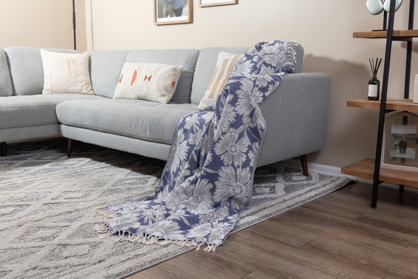Garden Flower Organic Cotton Medium Weight Throw Blanket in Navy