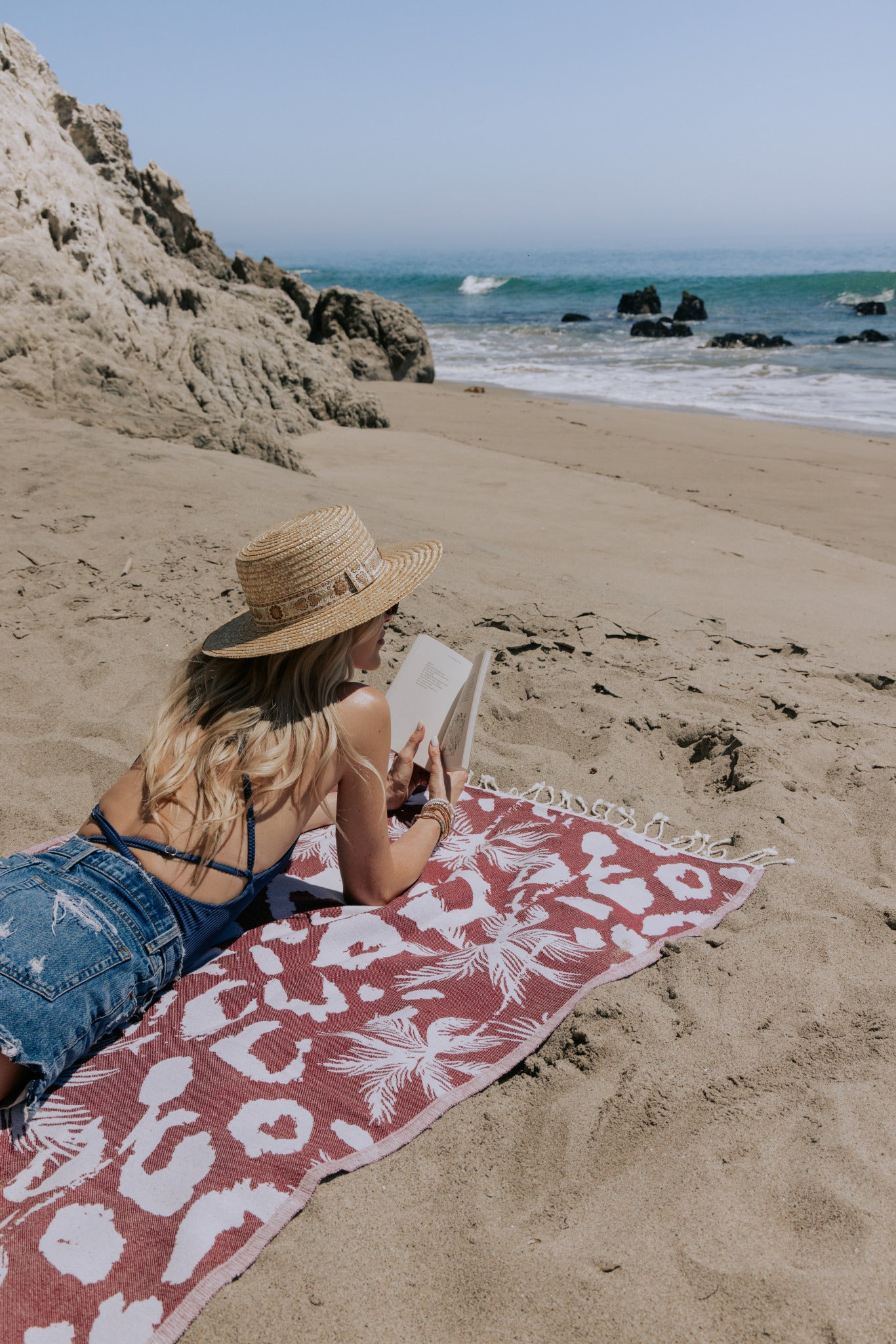 Leopard Palm Organic Turkish Towel in Burgundy