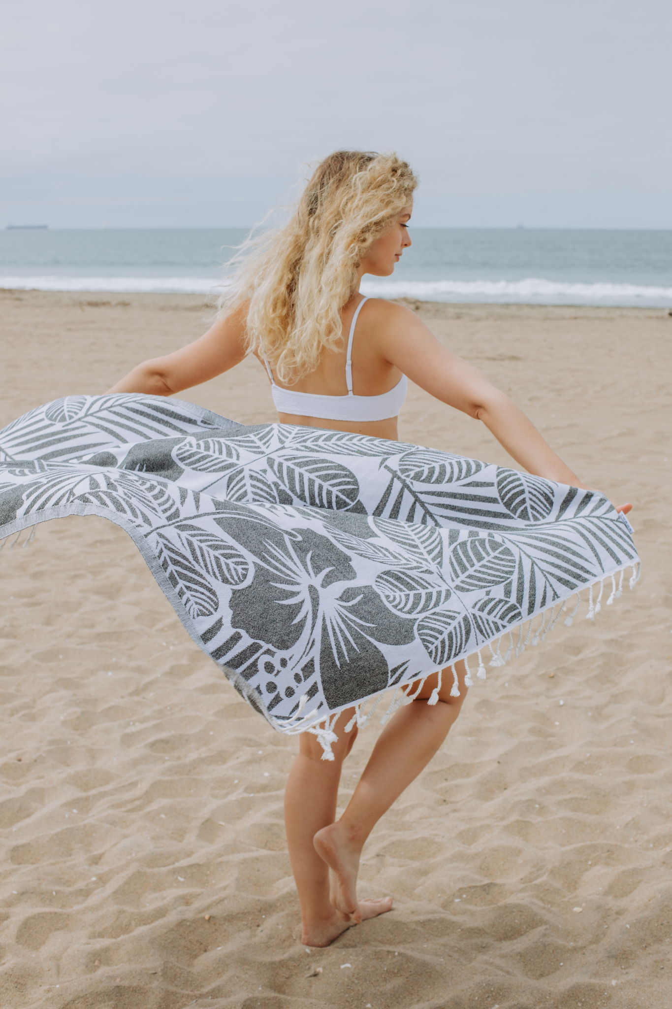 Hawaiian Flower Print Reversible Turkish Towel Made From 100% Cotton in Black