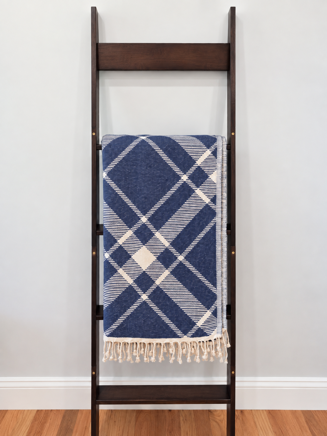 Plaid Organic Cotton Throw Blanket in Navy & Beige