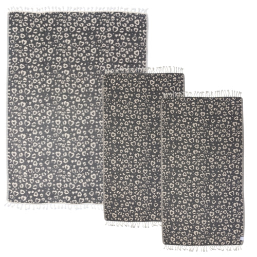 Leopard Heart Matching Blanket & Towel Bundle – Black (1 Blanket + 2 Towels)