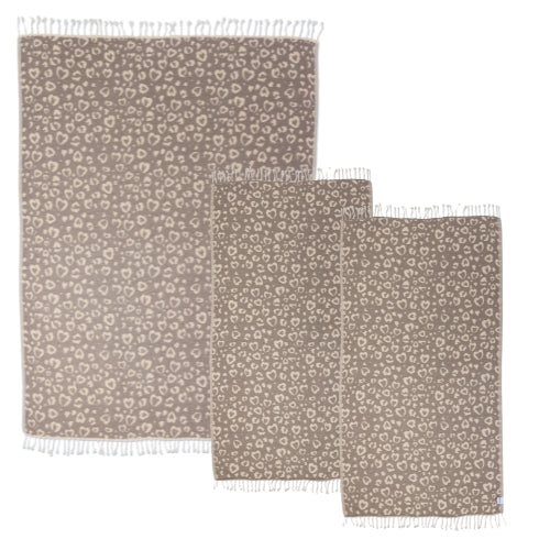 Leopard Heart Matching Blanket & Towel Bundle – Brown (1 Blanket + 2 Towels)