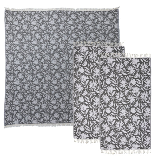 Whimsical Flower Matching Blanket & Towel Bundle – Black (1 Blanket + 2 Towels)