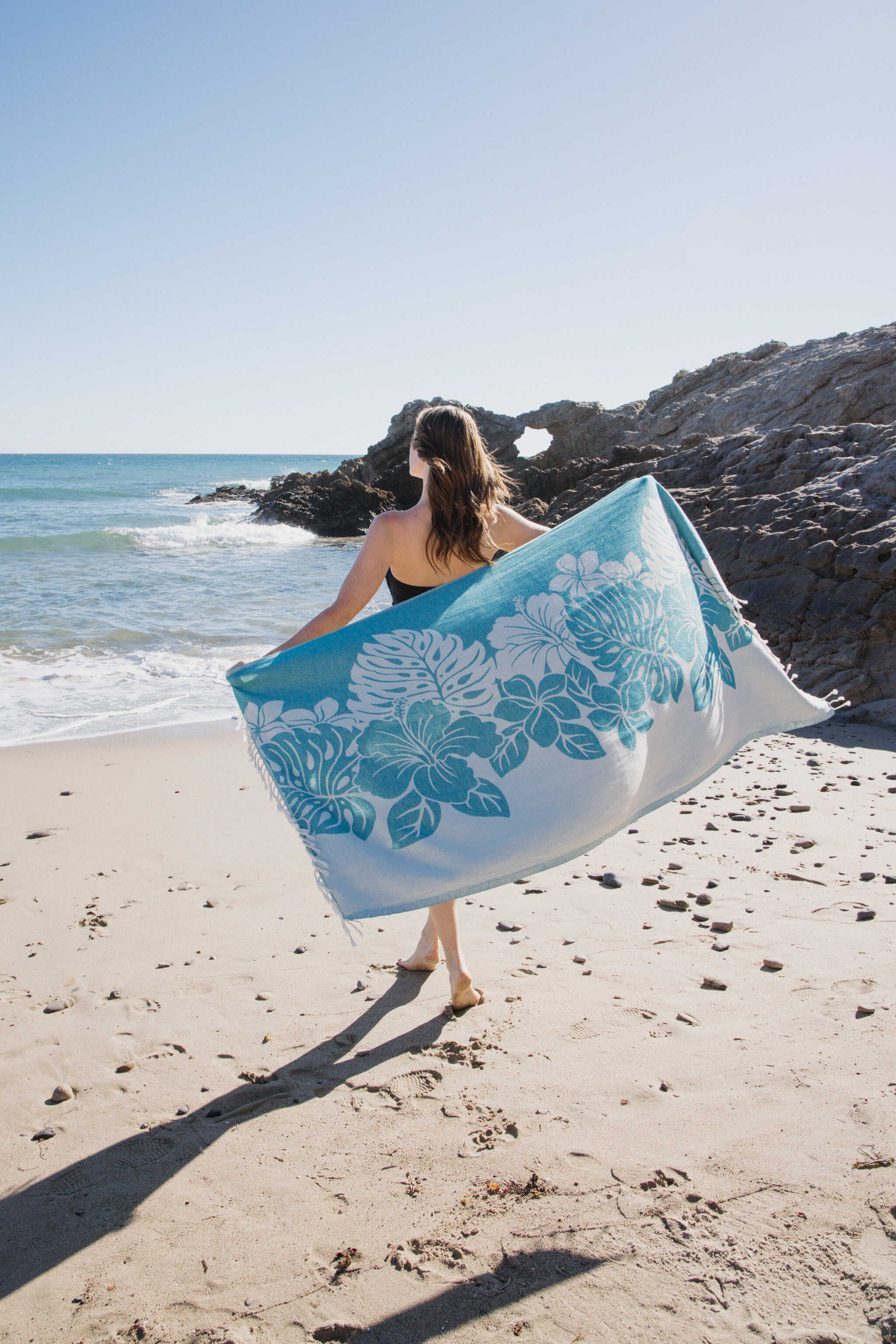 Hibiscus Organic Turkish Towel in Teal – InfuseZen