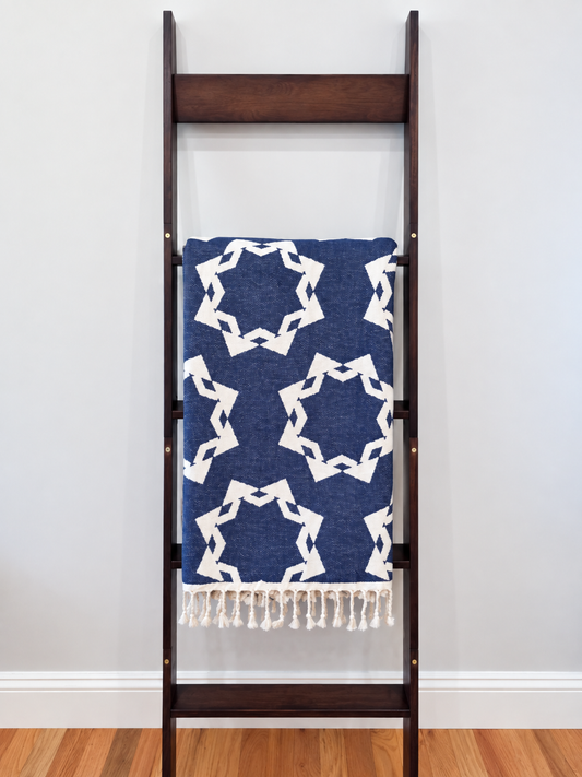 Rosette Organic Cotton Throw Blanket in Navy & Beige