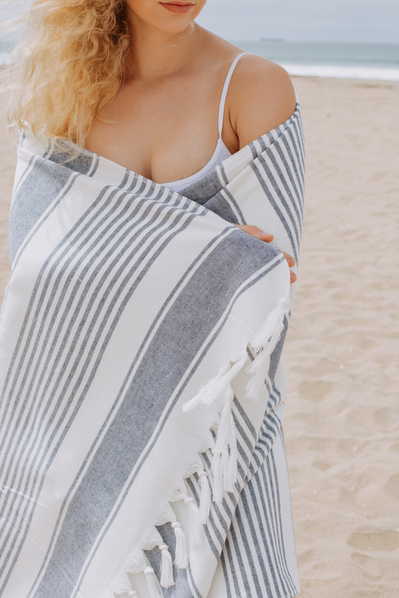 Sauna Stripe Terry Cloth Lined Turkish Towel in Navy Blue