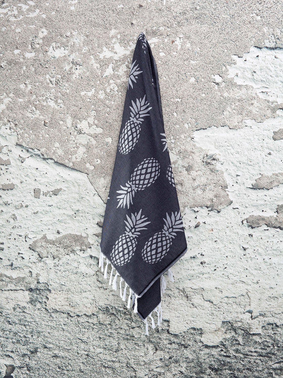 Pineapple Print Sand Free Turkish Towel in Black